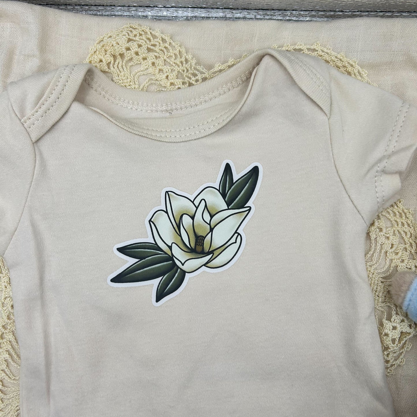 Short Sleeve Onesie - Flower - Brown