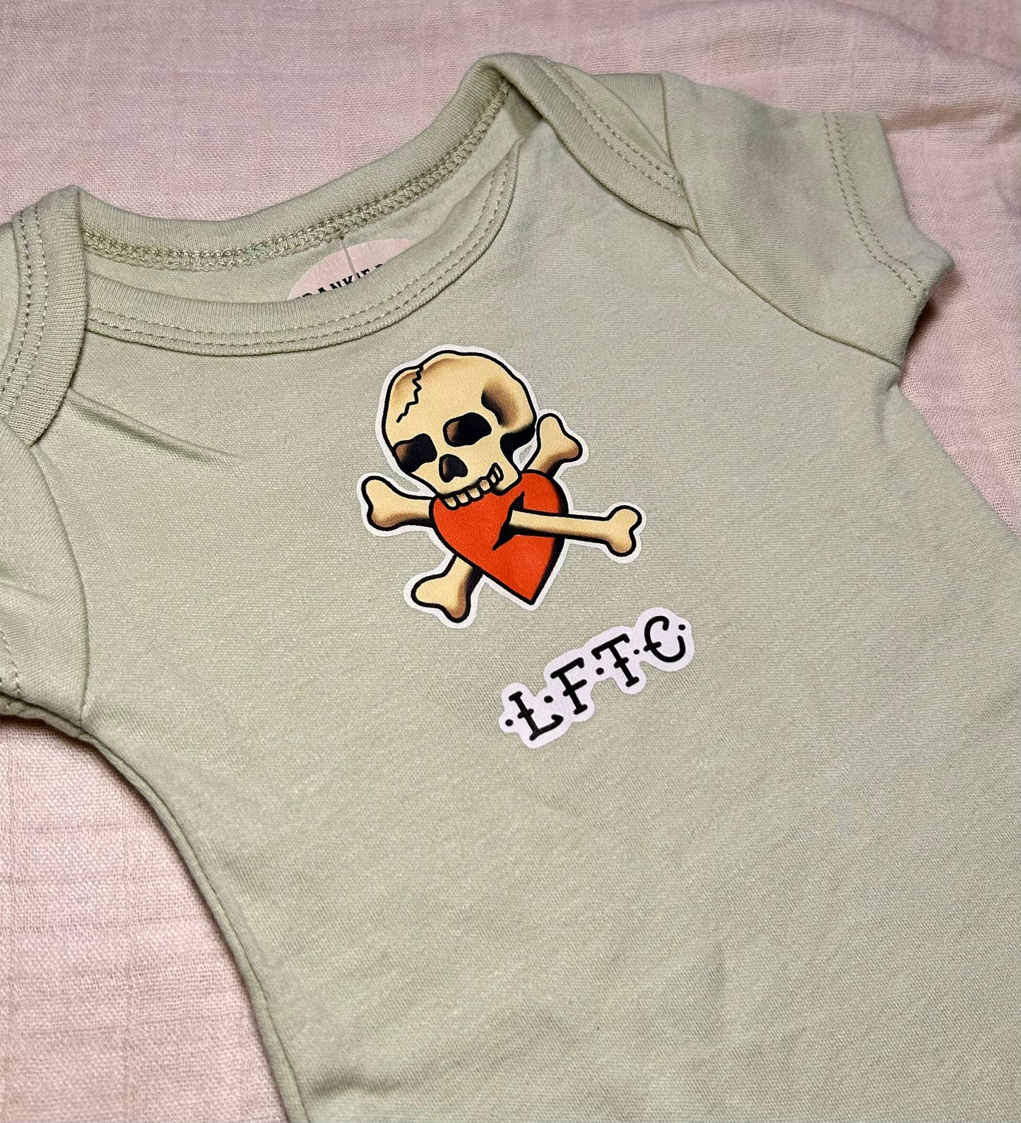 Short Sleeve Onesie - LFTC Skull - Green