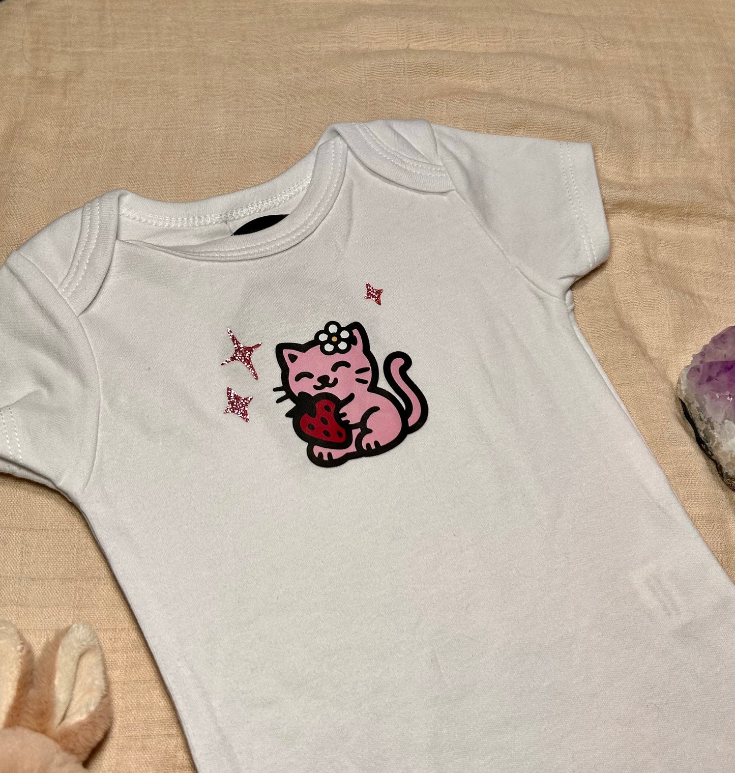 Short Sleeve Onesie - Strawberry Kitty Sparkles V4 - White