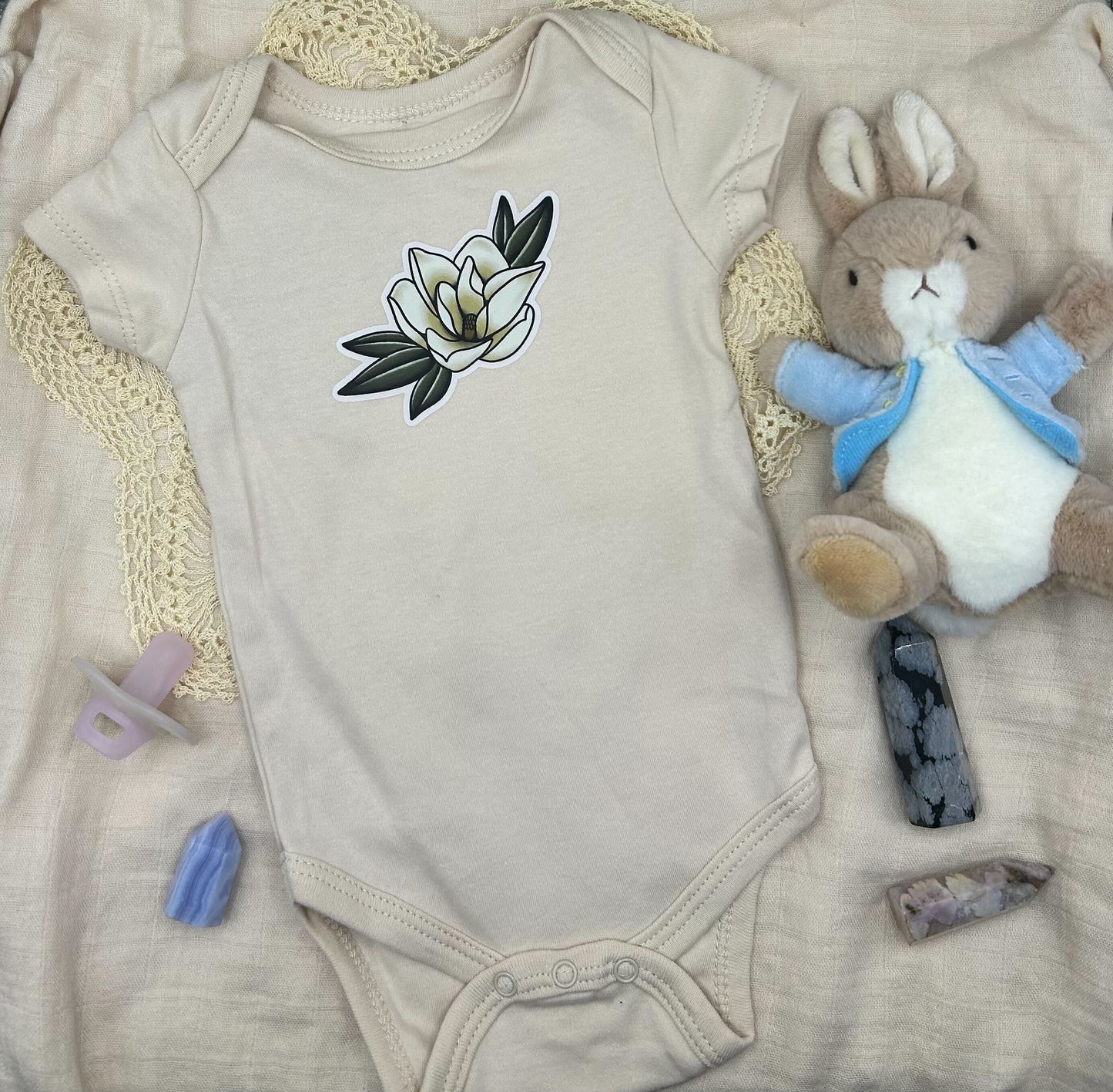 Short Sleeve Onesie - Flower - Brown