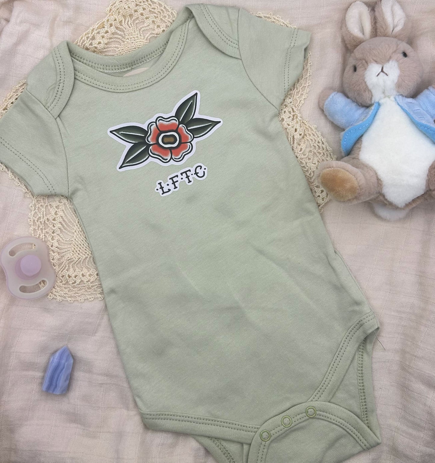 Short Sleeve Onesie - LFTC Trad Flower - Green