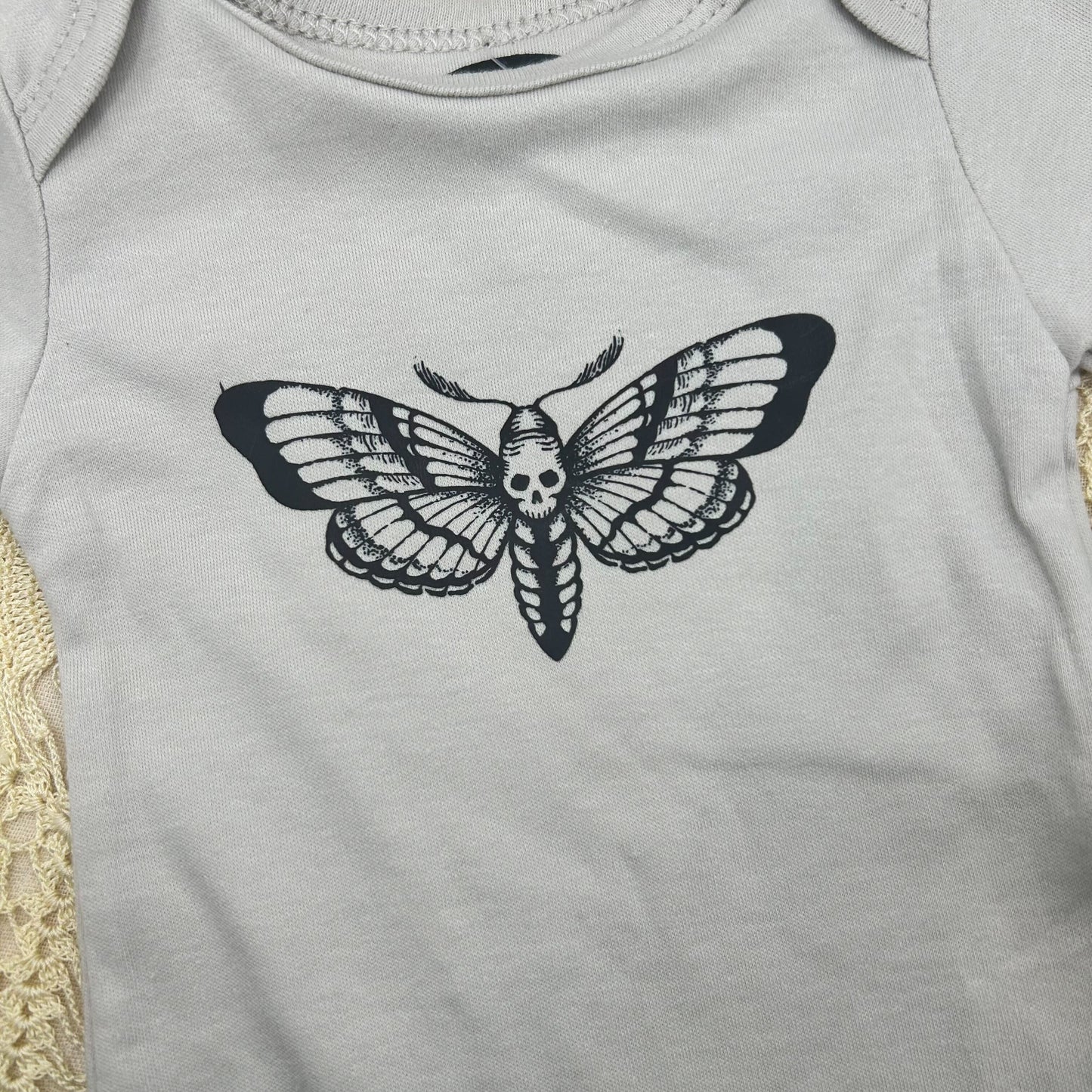 Short Sleeve Onesie - Death Moth - Grey
