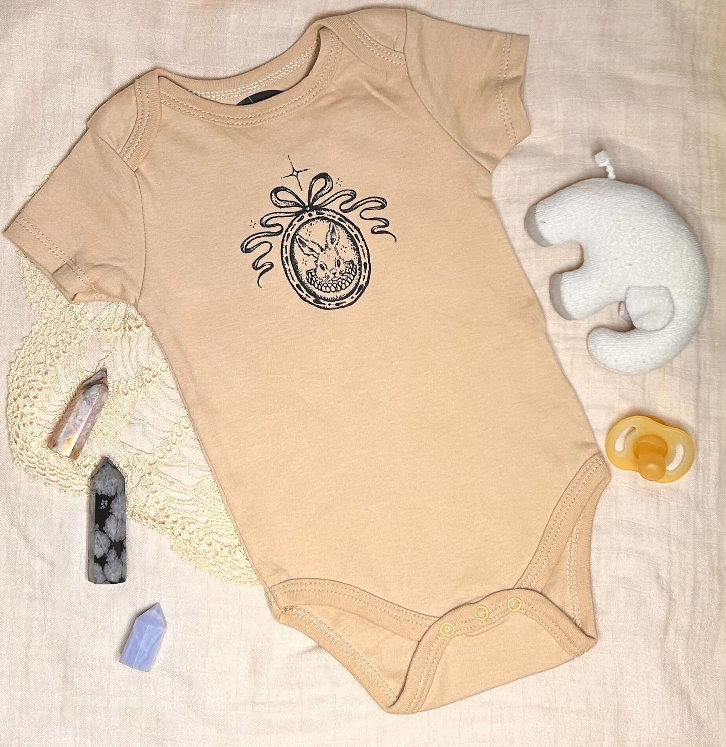 Short Sleeve Onesie -  Rabbit Cameo - Brown