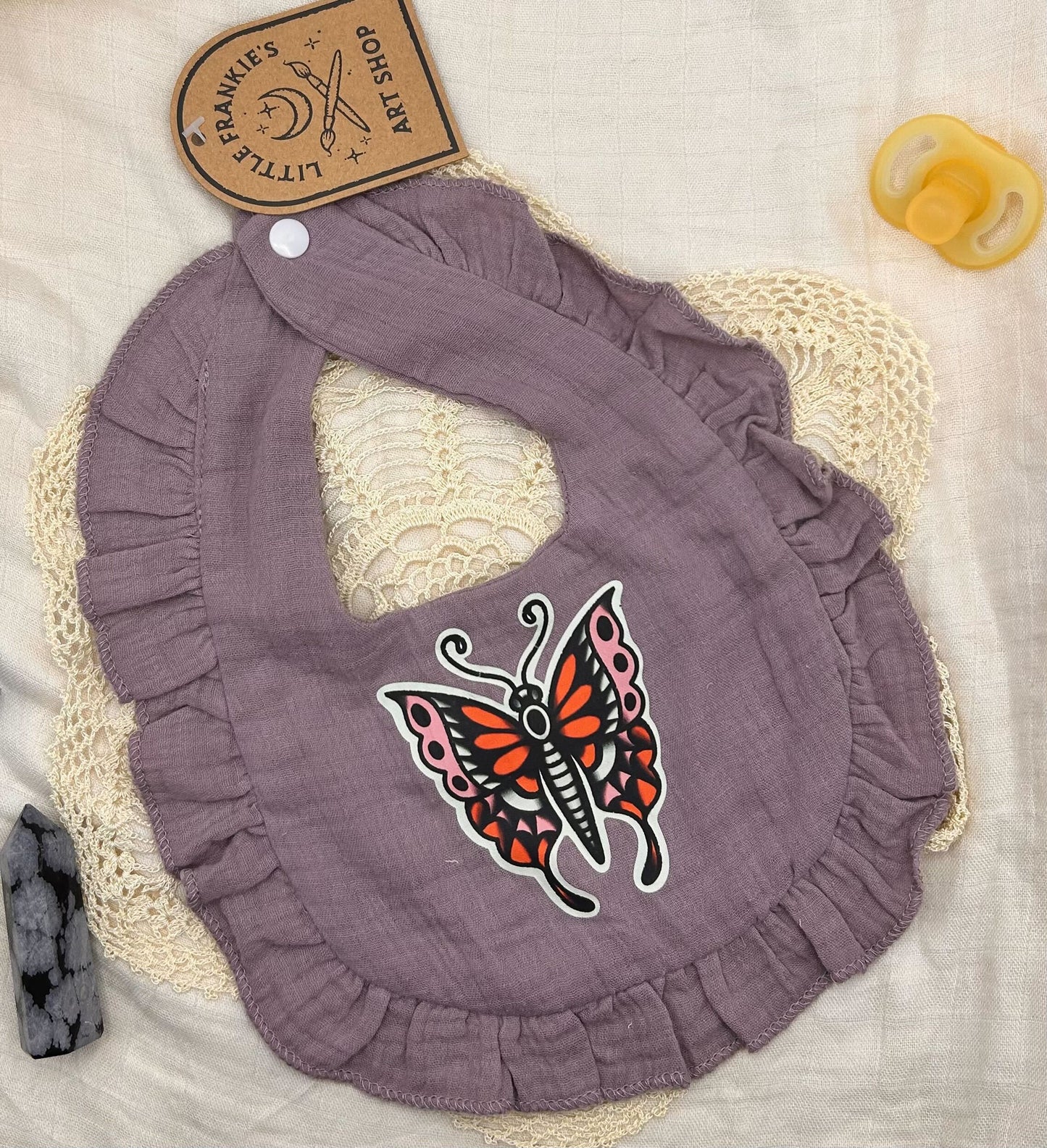 Muslin Frill Bib - Mauve Trad Butterfly