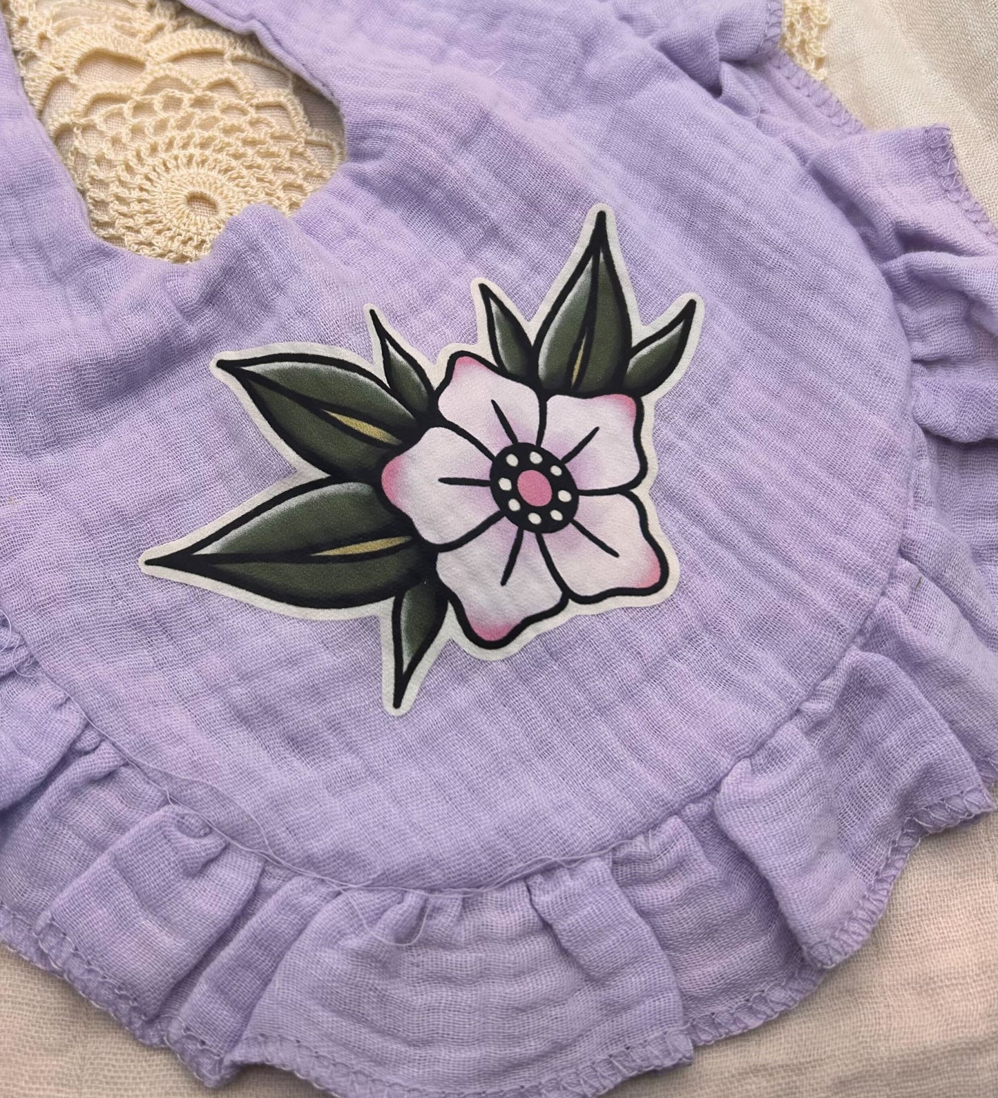 Muslin Frill Bib - Lilac Blossom