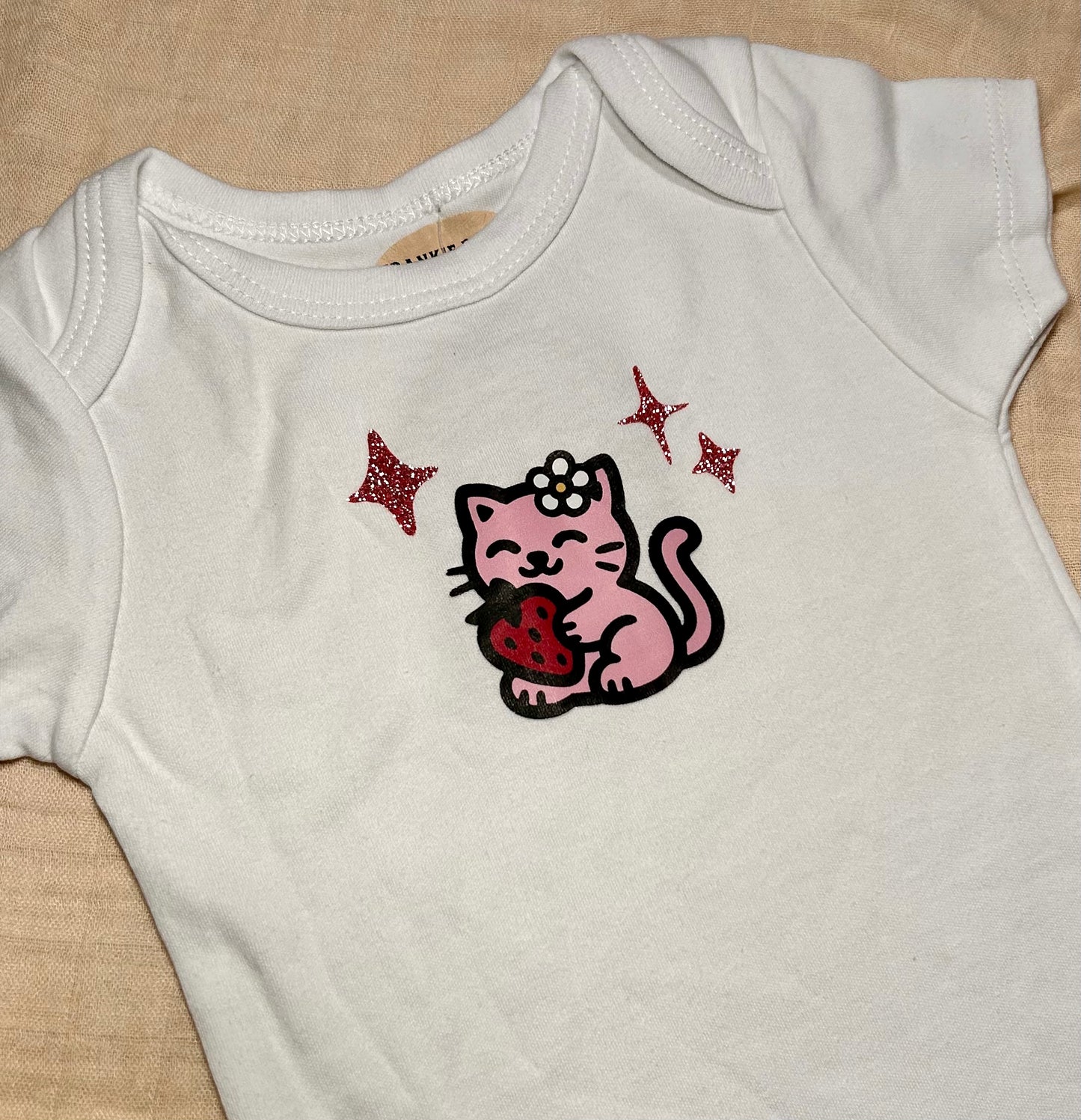 Short Sleeve Onesie - Strawberry Kitty Sparkles V3 - White