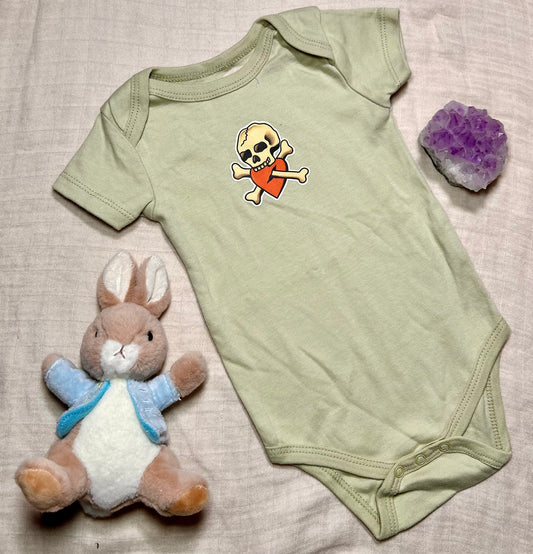 Short Sleeve Onesie - Skull and Bones - Green