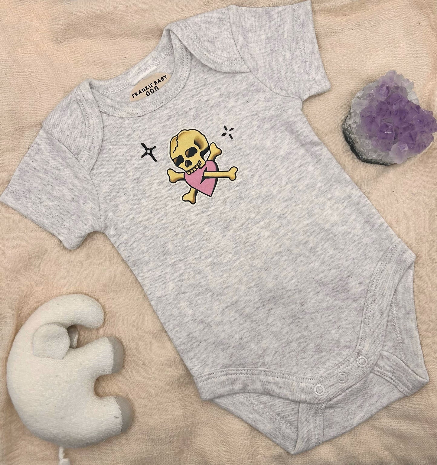 Short Sleeve Onesie - Skull and Bones - Grey