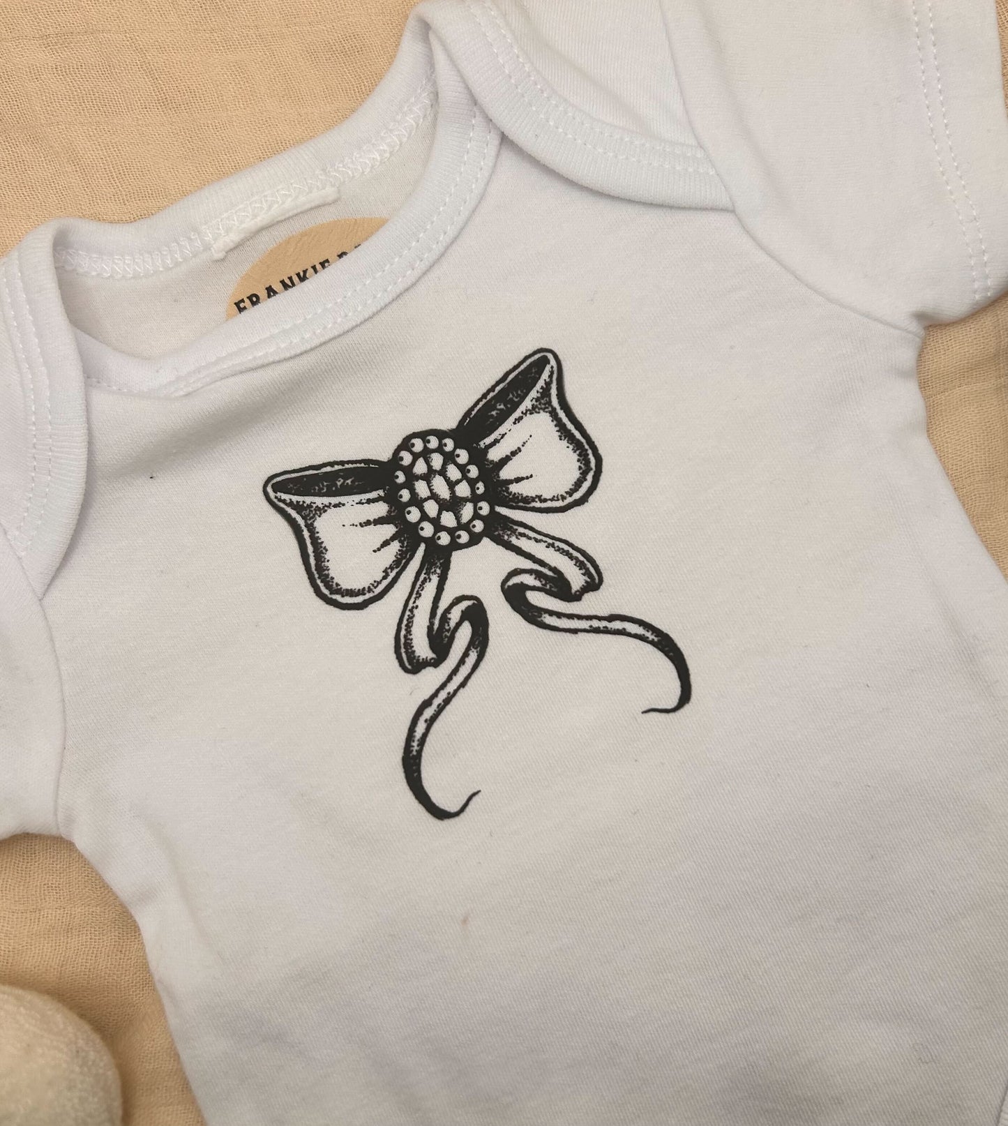 Short Sleeve Onesie - Black Bow - White