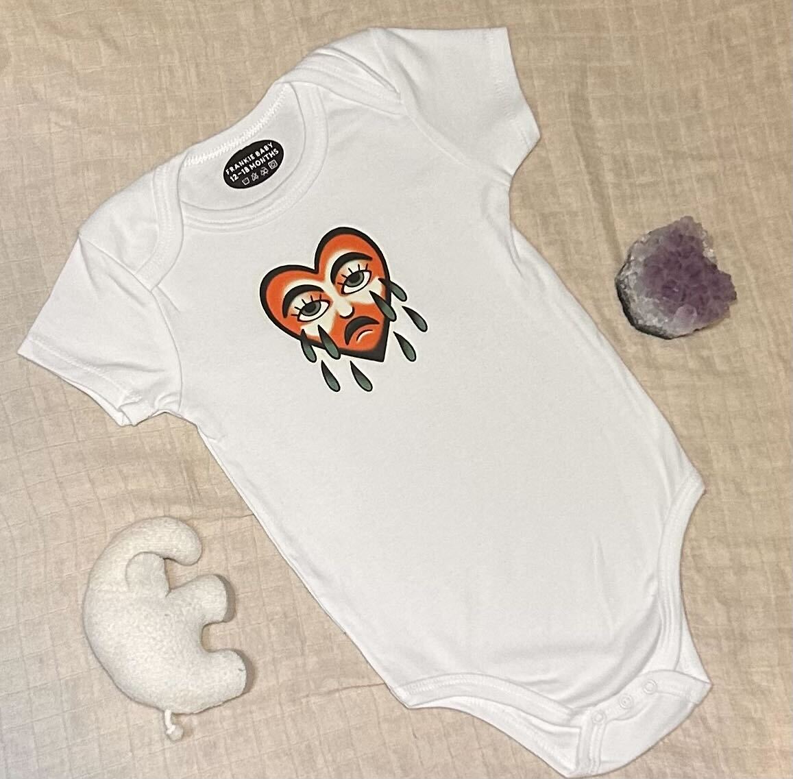 Short Sleeve Onesie - Weeping Heart - White