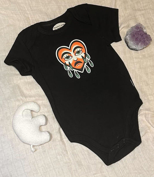 Short Sleeve Onesie - Weeping Heart - Black